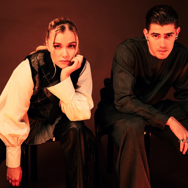 Piece by piece (feat. Clara Mae) – Single